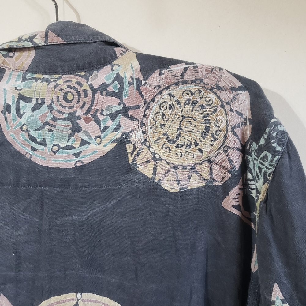 Tugu men's grey colorful Batik button down short sleeve shirt loose fitting sz S - Picture 12 of 15